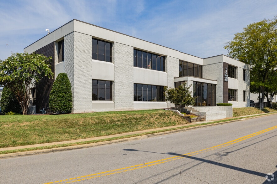 2 Music Cir S, Nashville, TN for lease - Primary Photo - Image 1 of 7