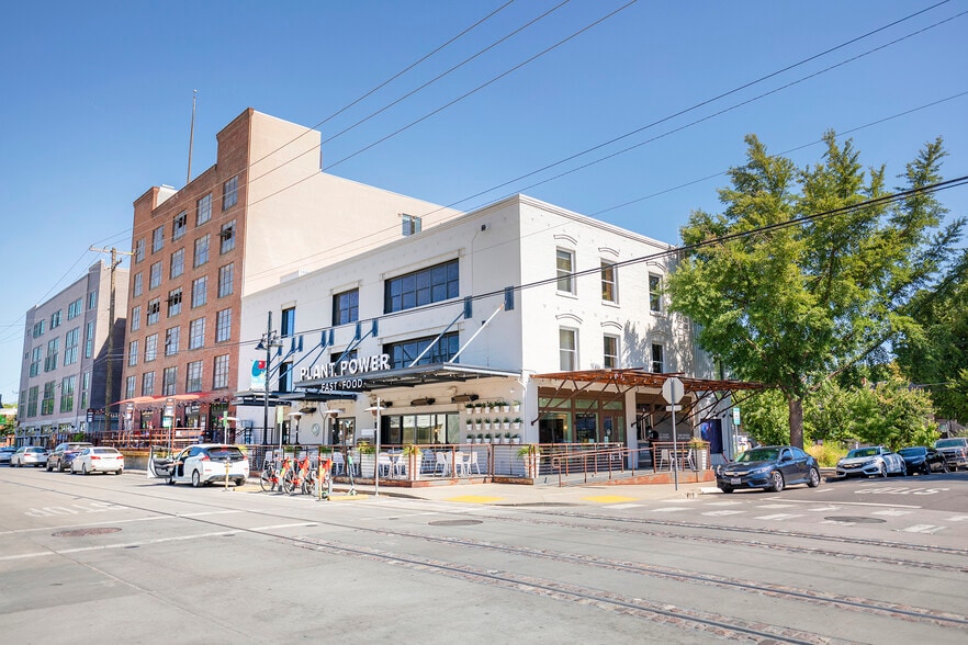 1100 R St, Sacramento, CA for lease - Building Photo - Image 2 of 6