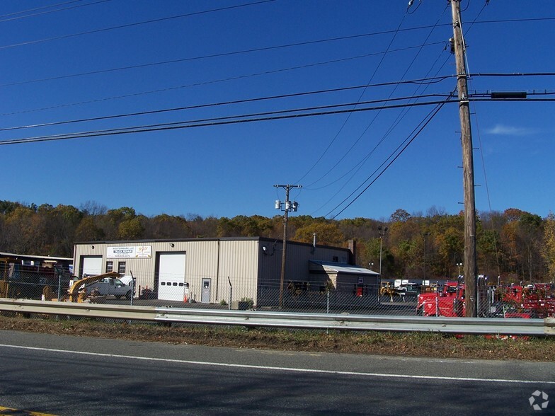 537 Hartford Tpke, Shrewsbury, MA for sale - Building Photo - Image 2 of 3