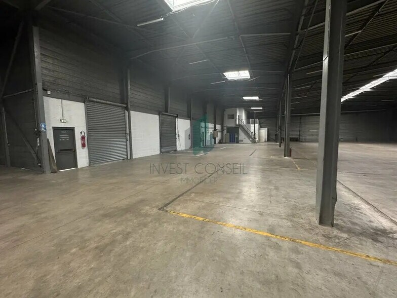 Flex dans Louvres à louer - Photo du bâtiment - Image 3 de 9