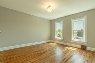 1303 11th St, Monroe, WI for lease Interior Photo- Image 2 of 10