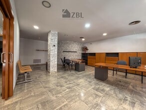 Office in Manresa, Barcelona for lease Interior Photo- Image 1 of 11