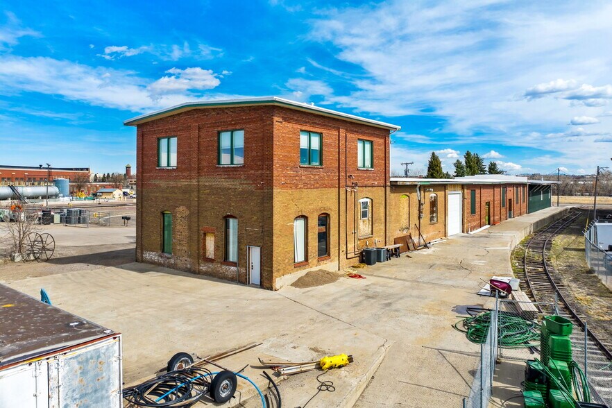 700 Keogh Ct, Great Falls, MT à vendre - Photo du bâtiment - Image 3 de 54