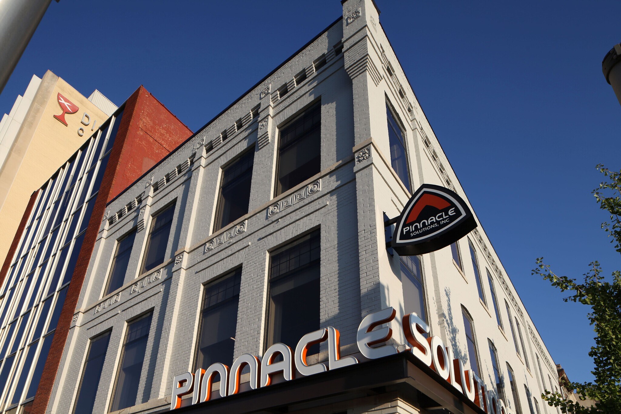 152 E Washington St, Indianapolis, IN à vendre Photo principale- Image 1 de 9