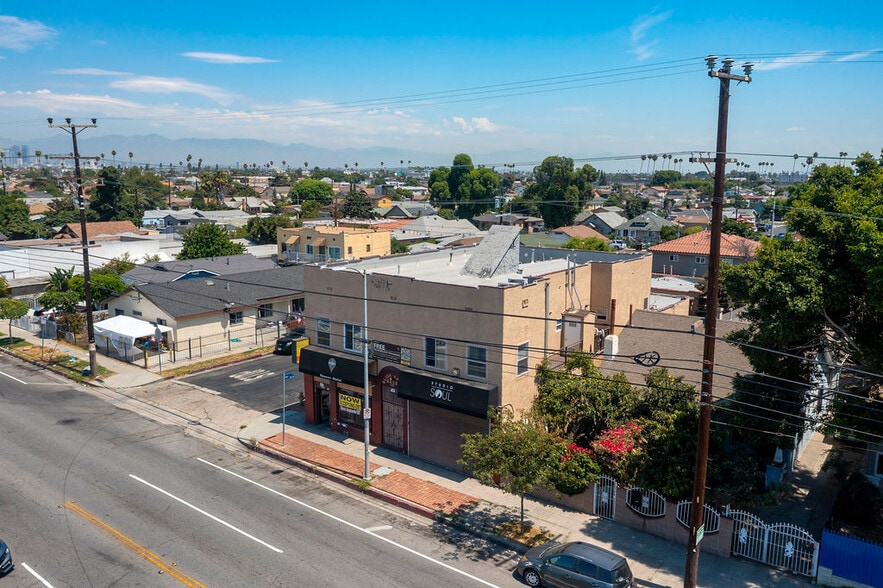 6600 S Hoover St, Los Angeles, CA for sale - Building Photo - Image 3 of 11