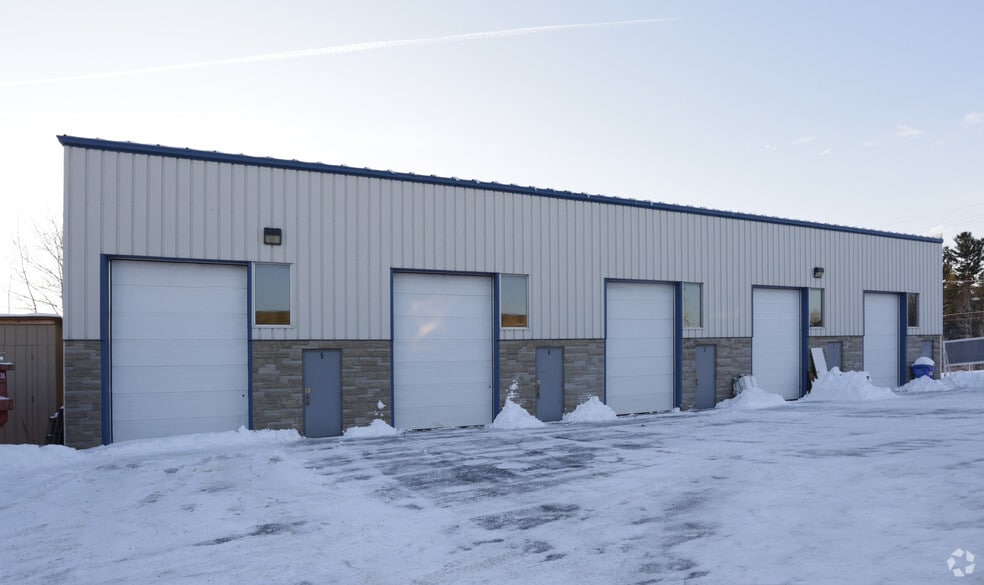 138 Wescar Ln, Ottawa, ON for lease - Building Photo - Image 3 of 3