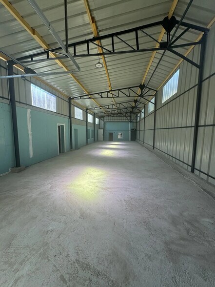 Local d'activités dans Argenteuil à vendre - Photo intérieure - Image 2 de 8