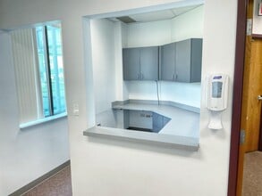 3703 Doty Rd, Woodstock, IL for lease Interior Photo- Image 2 of 4