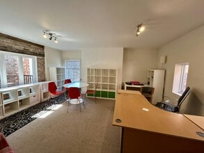 High St, Bridgnorth for lease Interior Photo- Image 2 of 3