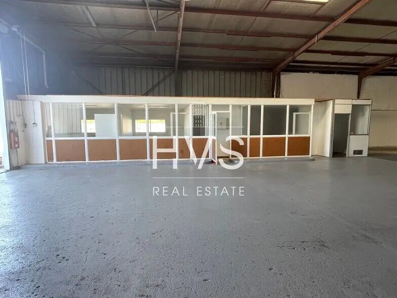 Industrial in Vitrolles for lease - Interior Photo - Image 3 of 4