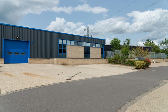 More details for Lakesmere Rd, Horndean - Industrial for Lease
