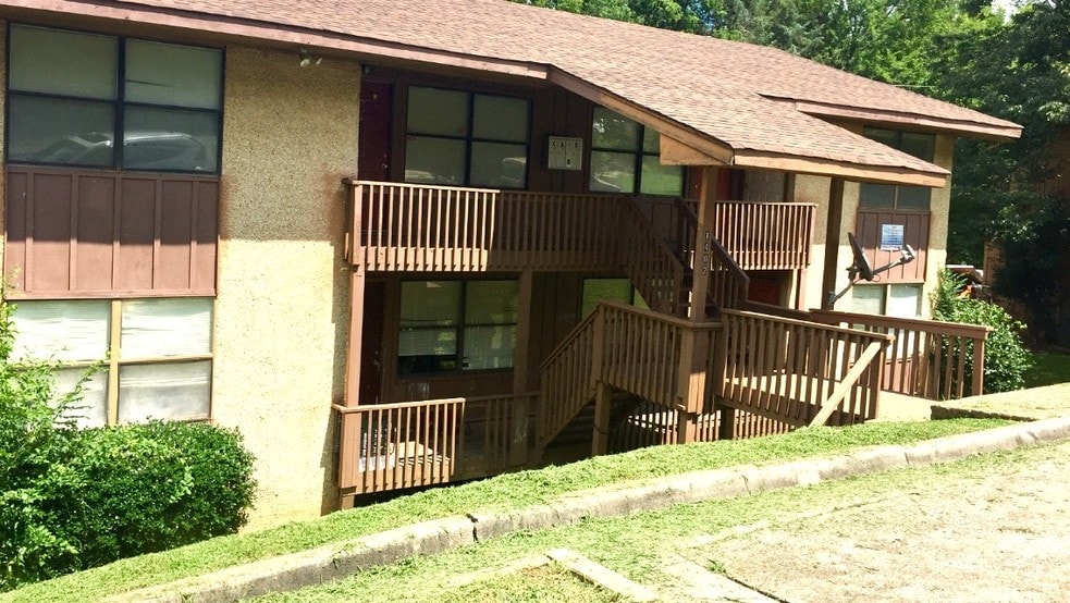 1402 Ascent Trl NW, Huntsville, AL à vendre - Photo principale - Image 1 de 2