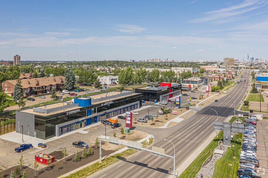 4424-4460 Calgary Trl NW, Edmonton, AB à louer - Aérien - Image 2 de 16