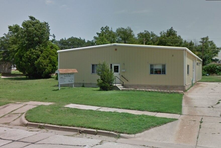 507 S 3rd St, Ponca City, OK for sale - Primary Photo - Image 1 of 1