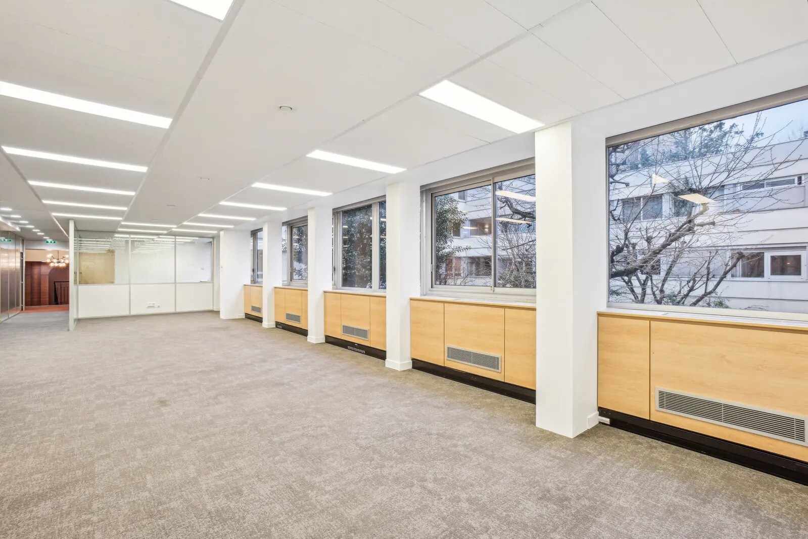 118 Rue De Vaugirard, Paris à vendre Photo du bâtiment- Image 1 de 7