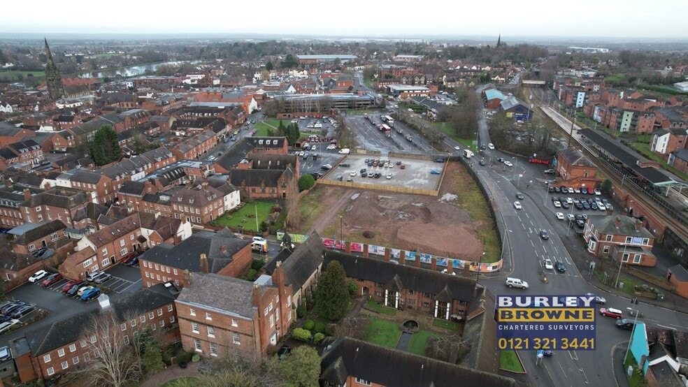 Birmingham Rd, Lichfield à vendre - Photo du bâtiment - Image 2 de 14