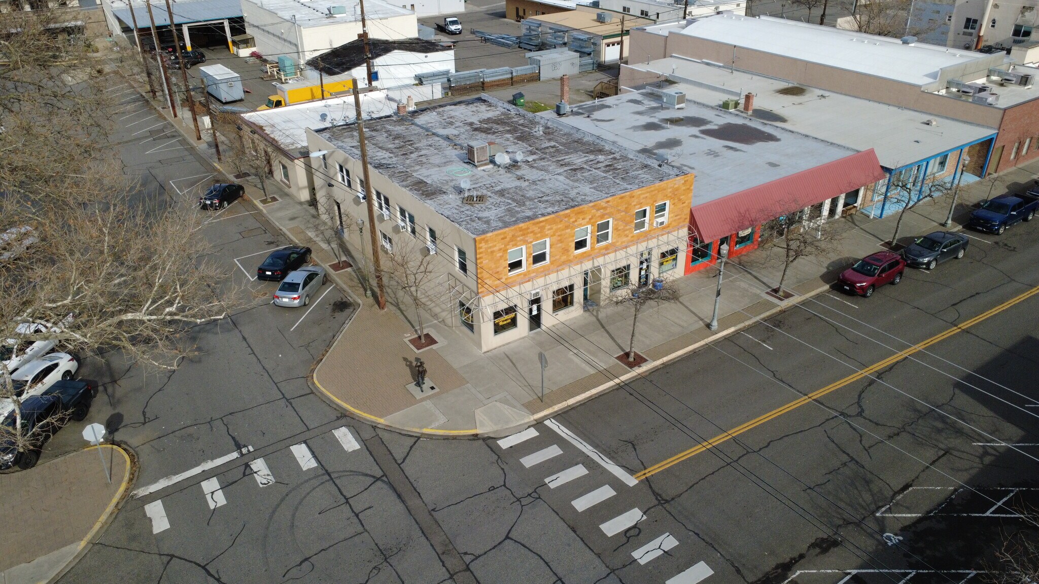 322-324 W Kennewick Ave, Kennewick, WA à vendre Photo principale- Image 1 de 5