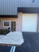 1271 La Quinta Dr, Orlando, FL for lease Building Photo- Image 1 of 5