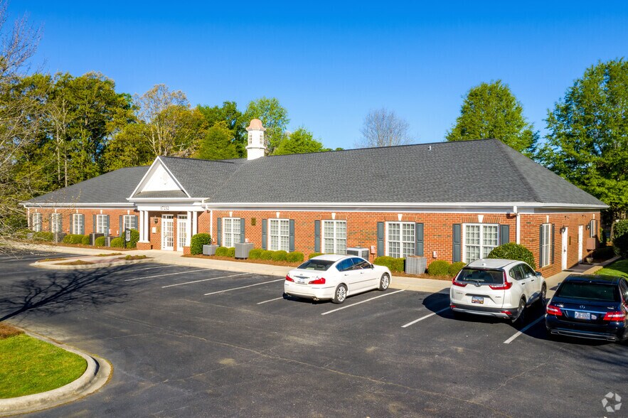 17232 Lancaster Hwy, Charlotte, NC à vendre - Photo principale - Image 1 de 6