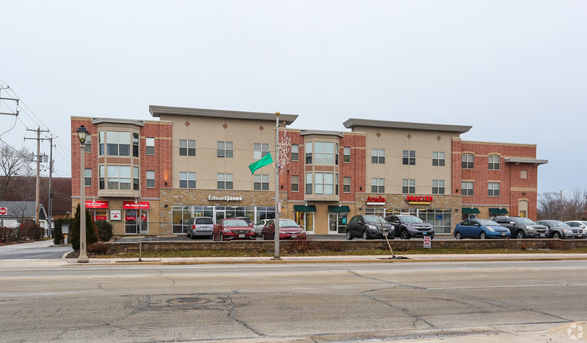 920 Marquette Ave, South Milwaukee, WI à vendre Photo principale- Image 1 de 8