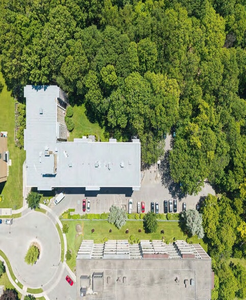 6 Milepost Pl, Toronto, ON for sale - Building Photo - Image 3 of 21