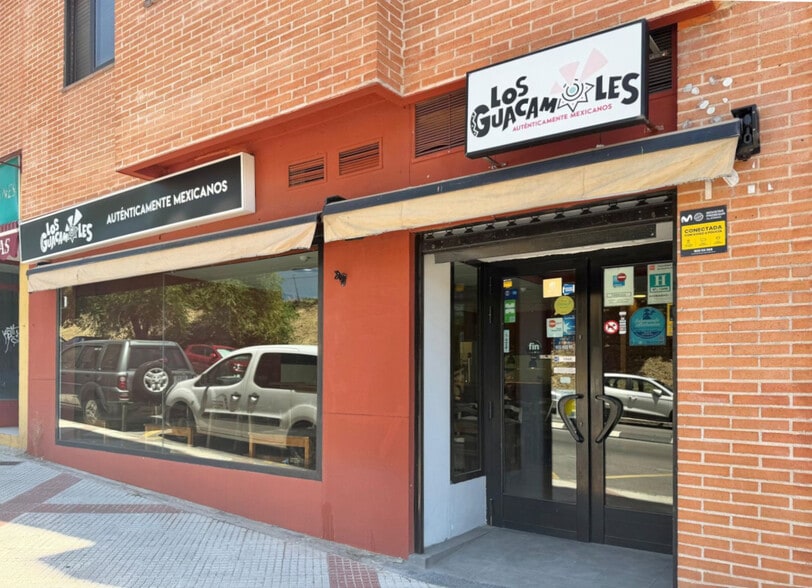 Retail in Alcobendas, Madrid for lease - Building Photo - Image 1 of 12