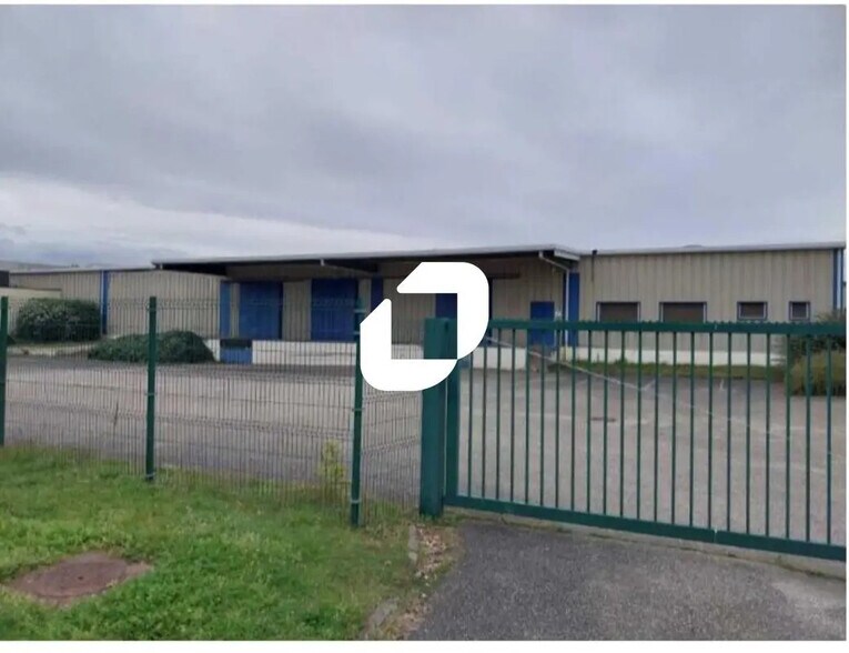 50 Rue Du Mollaret, Saint-Quentin-Fallavier à louer - Photo du bâtiment - Image 3 de 15