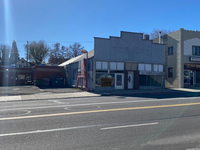 924-926 Main St, Susanville, CA à vendre - Photo du bâtiment - Image 1 de 1