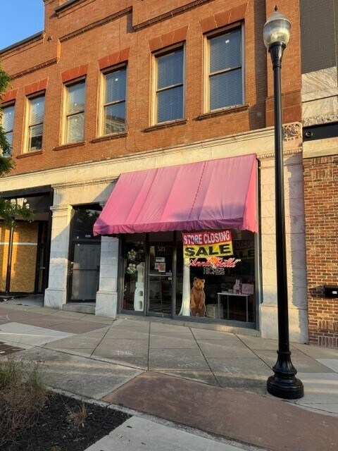 Plus de détails pour 325 Cotton St, Macon-Bibb, GA - Commerce de détail à louer