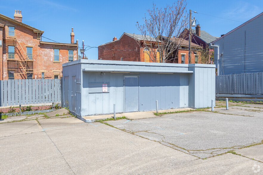 234 W 5th St, Covington, KY for sale - Primary Photo - Image 1 of 1