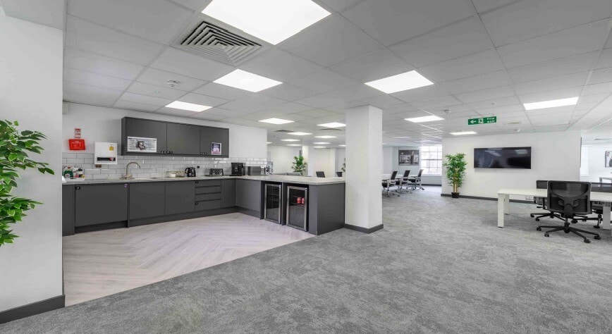 1-3 Highbury Station Rd, London for sale - Interior Photo - Image 2 of 3