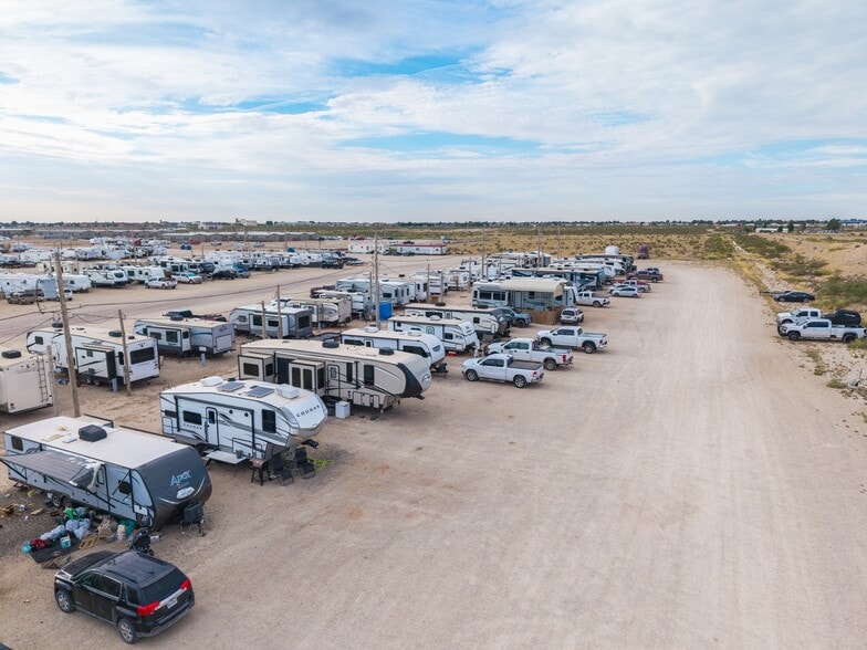 1211 W Rose St, Carlsbad, NM à vendre - Photo du bâtiment - Image 3 de 4