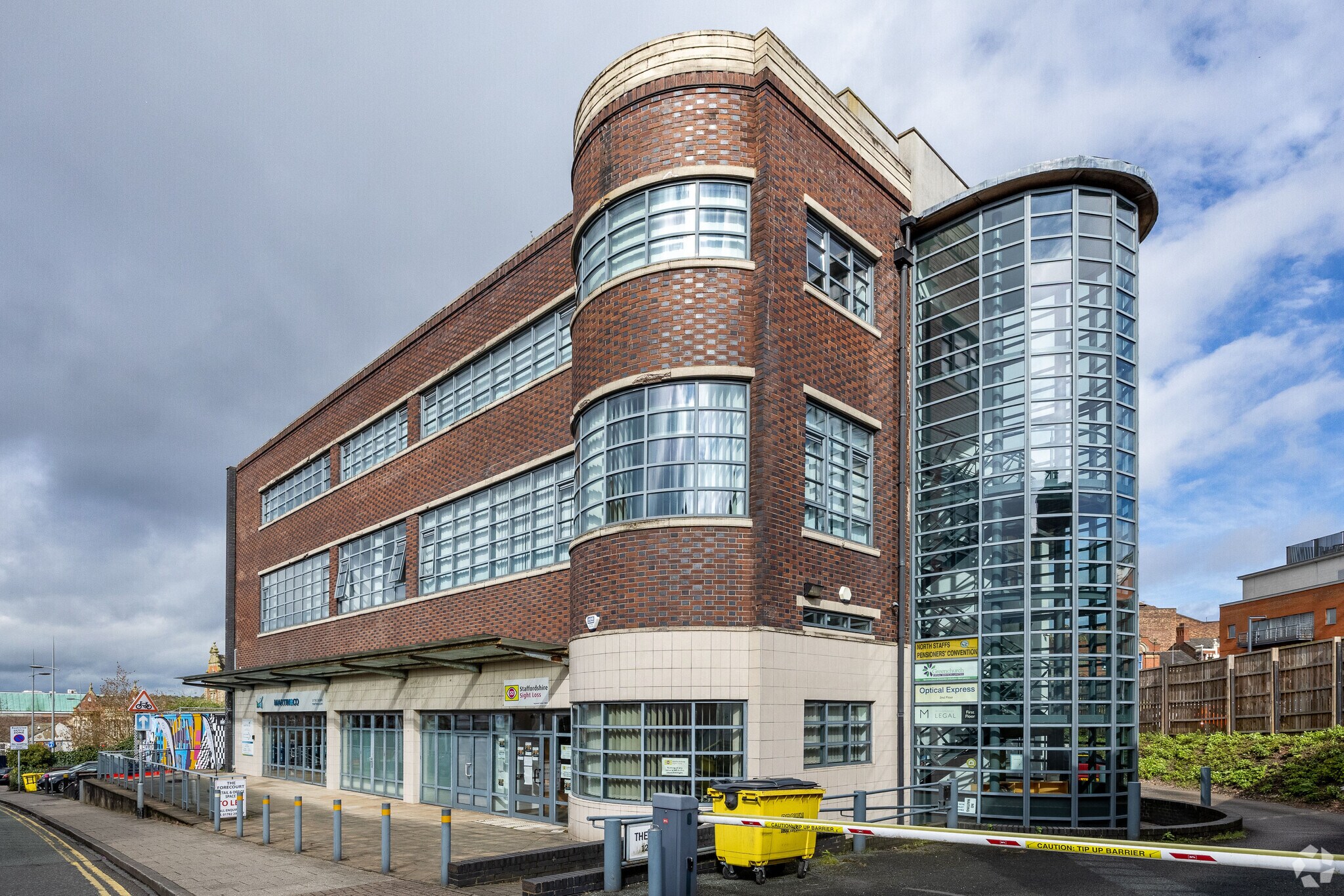 12 Albion St, Stoke On Trent for lease Primary Photo- Image 1 of 27