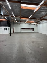 3301-3331 W Catalina Dr, Phoenix, AZ for lease Interior Photo- Image 2 of 9