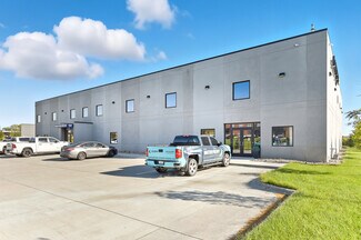 Plus de détails pour 14217 S 220th St, Gretna, NE - Local d'activités à louer