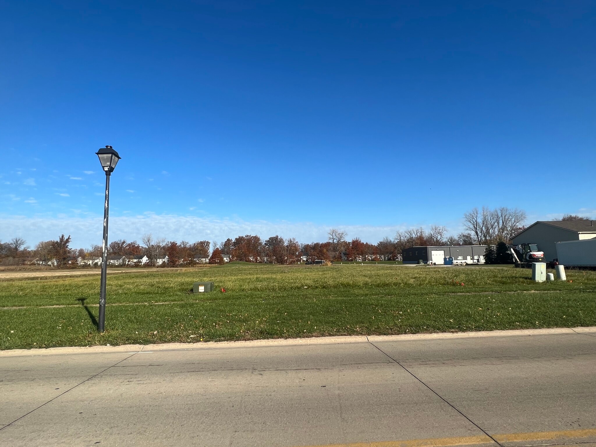 32868 Pin Oak Pkwy, Avon Lake, OH for sale Primary Photo- Image 1 of 6