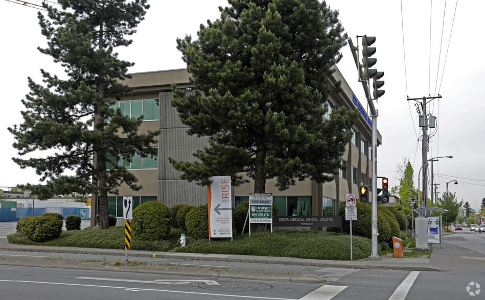 8035 120th St, Delta, BC à louer - Photo du bâtiment - Image 3 de 20