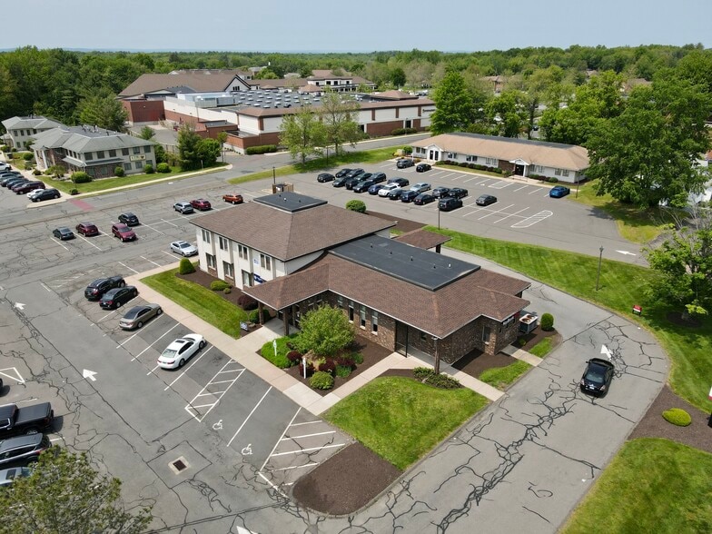 481 Buckland Rd, South Windsor, CT for sale - Building Photo - Image 2 of 2