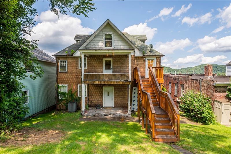 626 5th Ave, Coraopolis, PA à vendre - Photo du bâtiment - Image 3 de 46