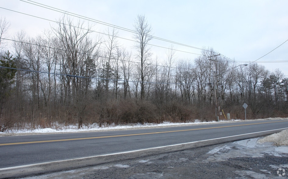 61 Maple Ave, Glenville, NY for sale - Building Photo - Image 3 of 13