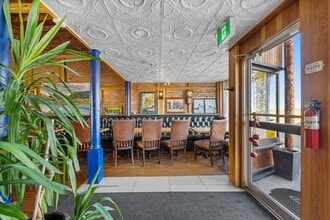 320 Railway Ave, Granum, AB for lease Interior Photo- Image 2 of 38