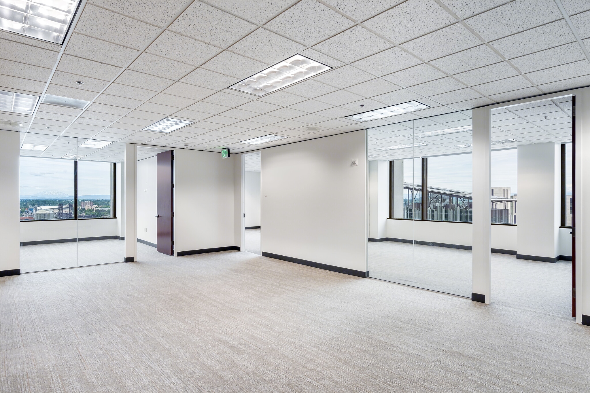 1300 SW Fifth Ave, Portland, OR à louer Photo intérieure- Image 1 de 4