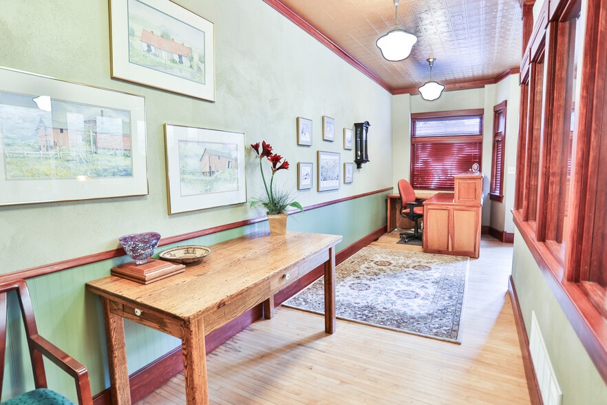 119 Main St S, River Falls, WI for sale - Building Photo - Image 3 of 9