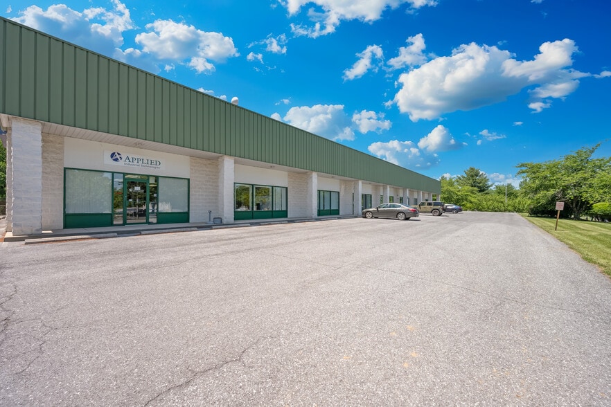 931 Sweeney Dr, Hagerstown, MD for lease - Building Photo - Image 2 of 15