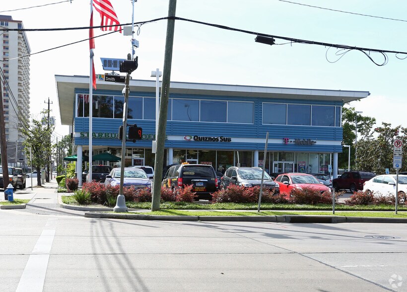 2101 Smith- St, Houston, TX à louer - Photo du bâtiment - Image 2 de 4