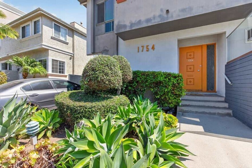 1754 Federal Ave, Los Angeles, CA à vendre - Photo du bâtiment - Image 2 de 5