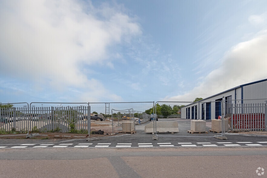 Crew Ln, Southwell for lease - Building Photo - Image 3 of 3