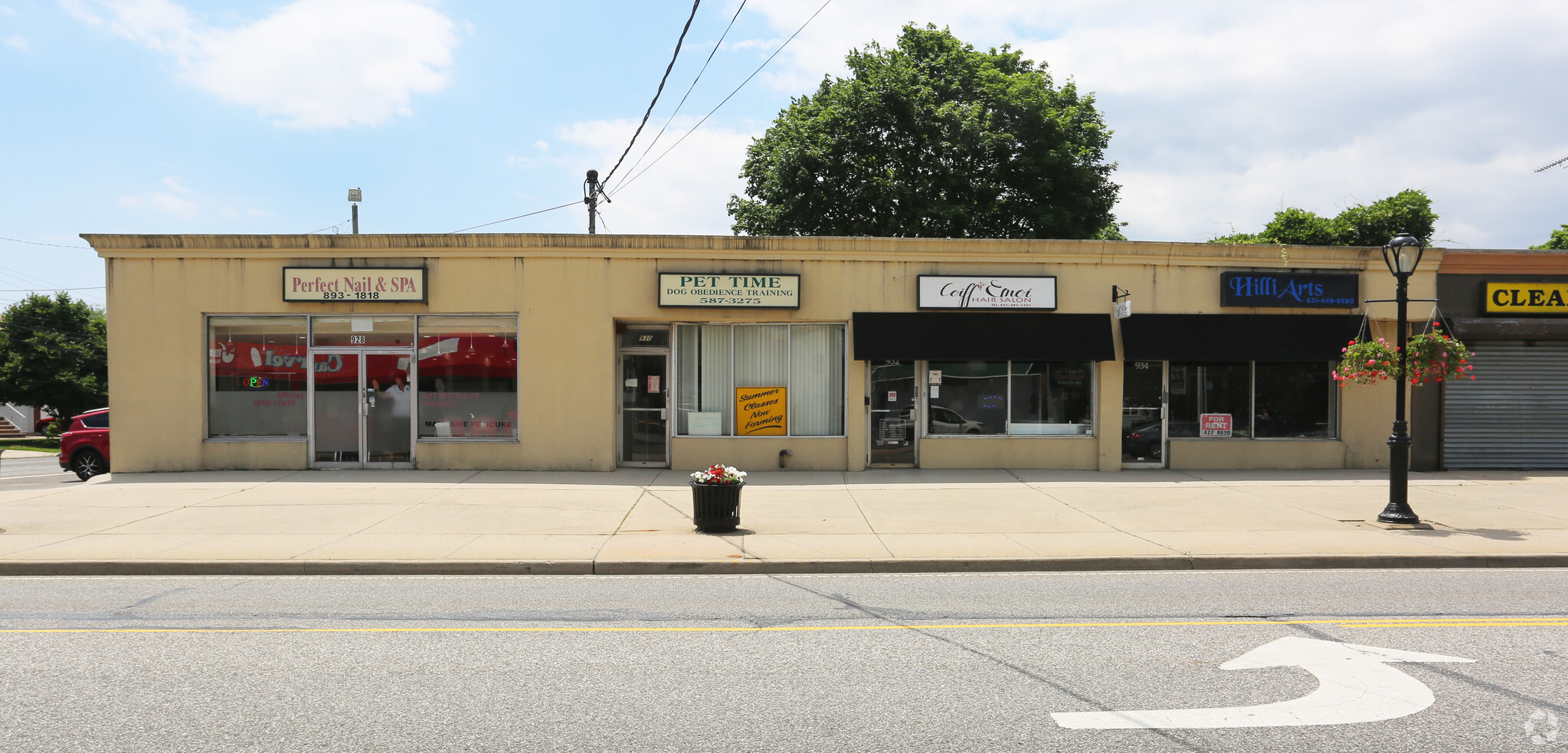 928-934 Little East Neck Rd, West Babylon, NY for sale Primary Photo- Image 1 of 1