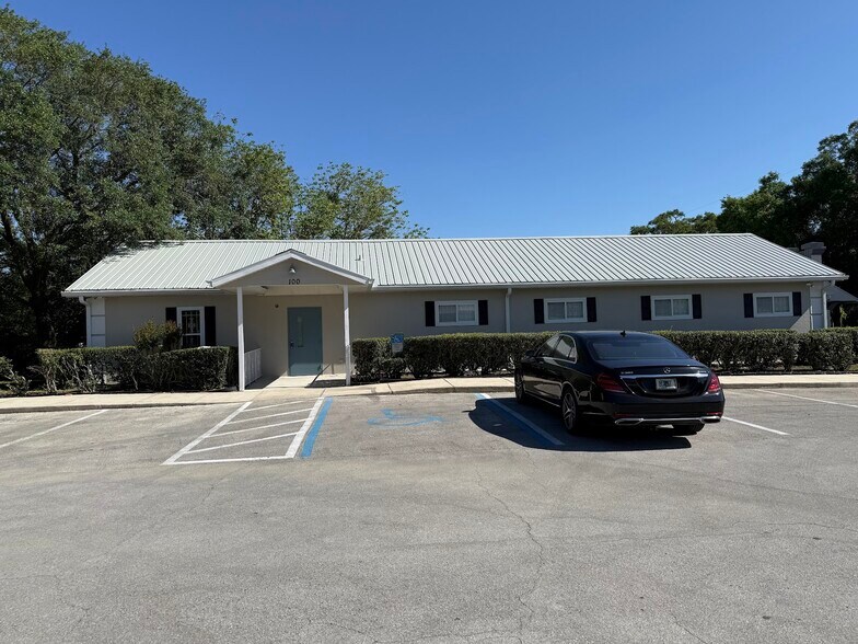 3120 SW 27th Ave, Ocala, FL à louer - Photo du bâtiment - Image 2 de 13