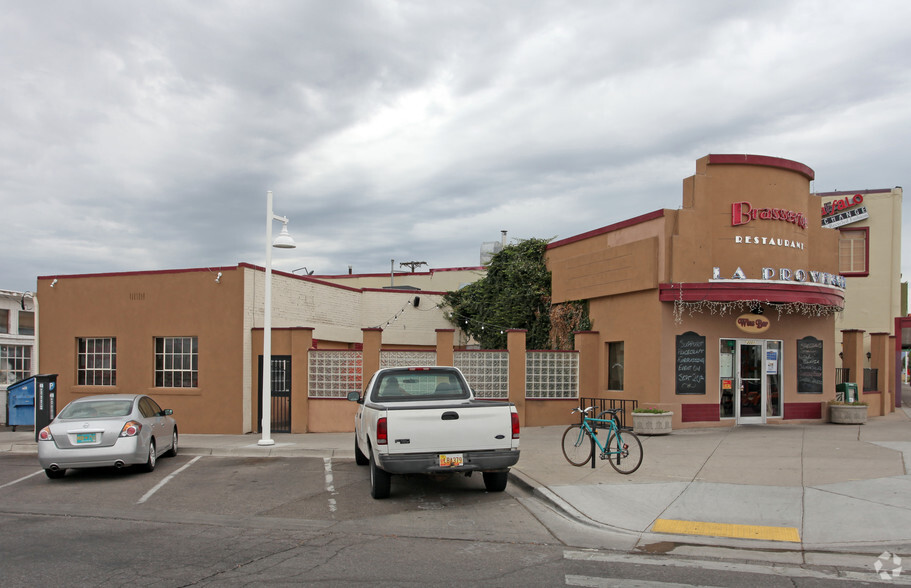 3001 Central Ave NE, Albuquerque, NM à vendre - Photo principale - Image 1 de 1